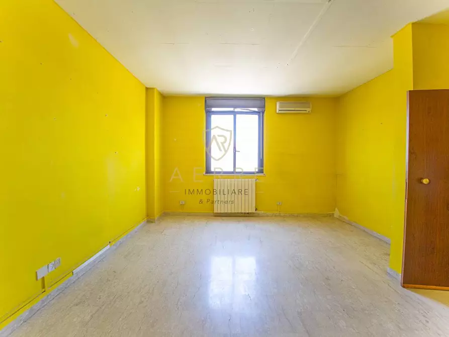 Immagine 3 di Ufficio in vendita  in Viale Benedetto Croce 147 a Chieti