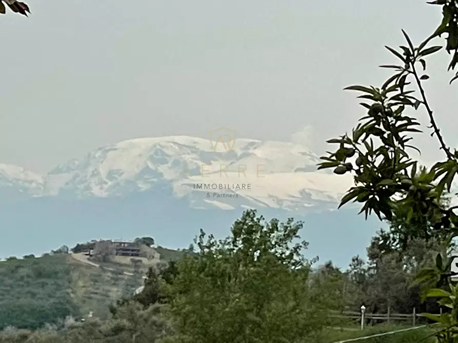 Immagine 2 di Terreno residenziale in vendita  in Strada Vicinale Palmerini a Montesilvano