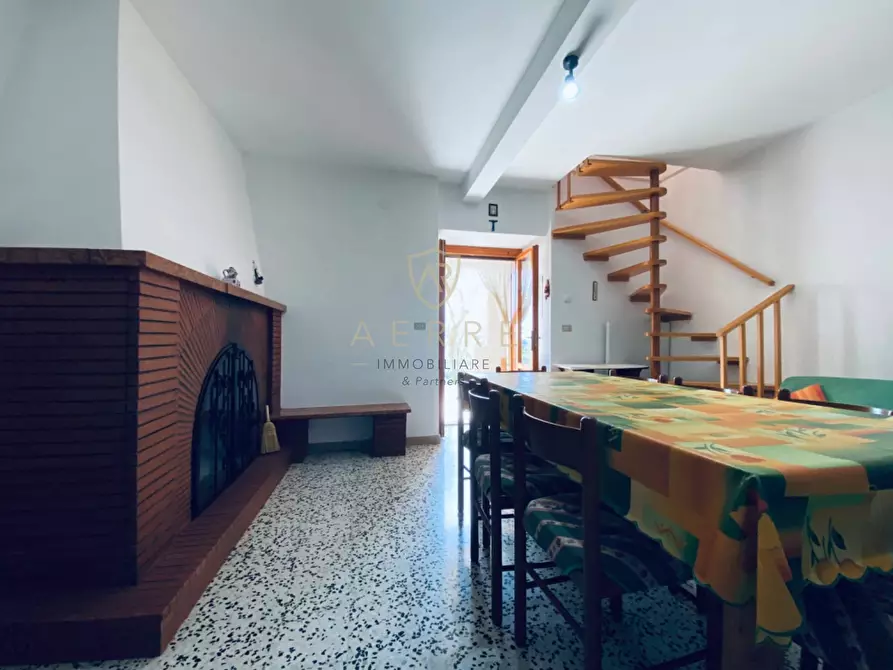 Immagine 9 di Villetta a schiera in vendita  in C.da Casa Andreassi 13 a Abbateggio