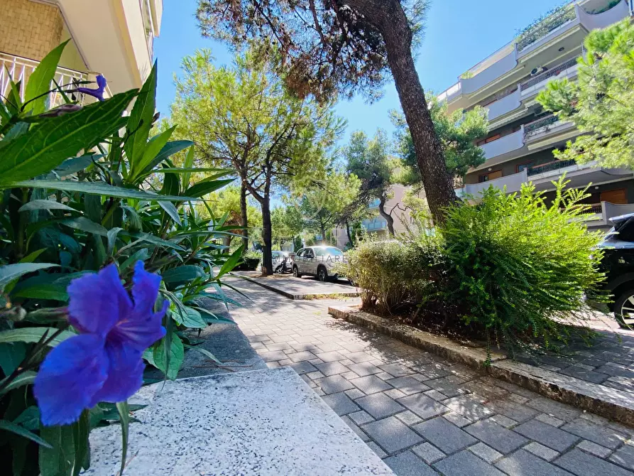Immagine 4 di Appartamento in vendita  in Viale Kennedy 78 a Pescara