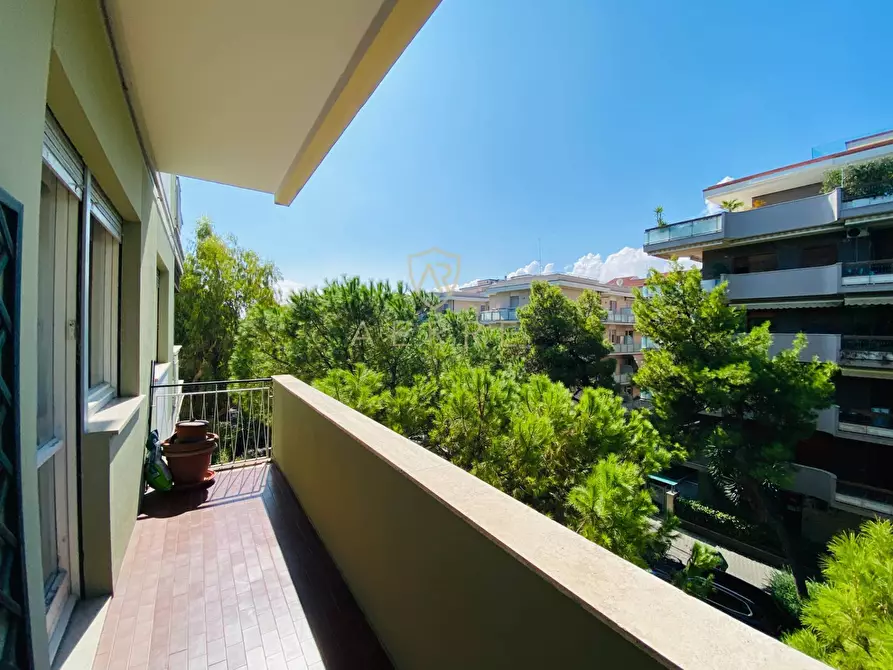 Immagine 24 di Appartamento in vendita  in Viale Kennedy 78 a Pescara