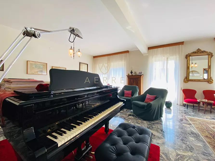 Immagine 41 di Appartamento in vendita  in Viale Kennedy 78 a Pescara