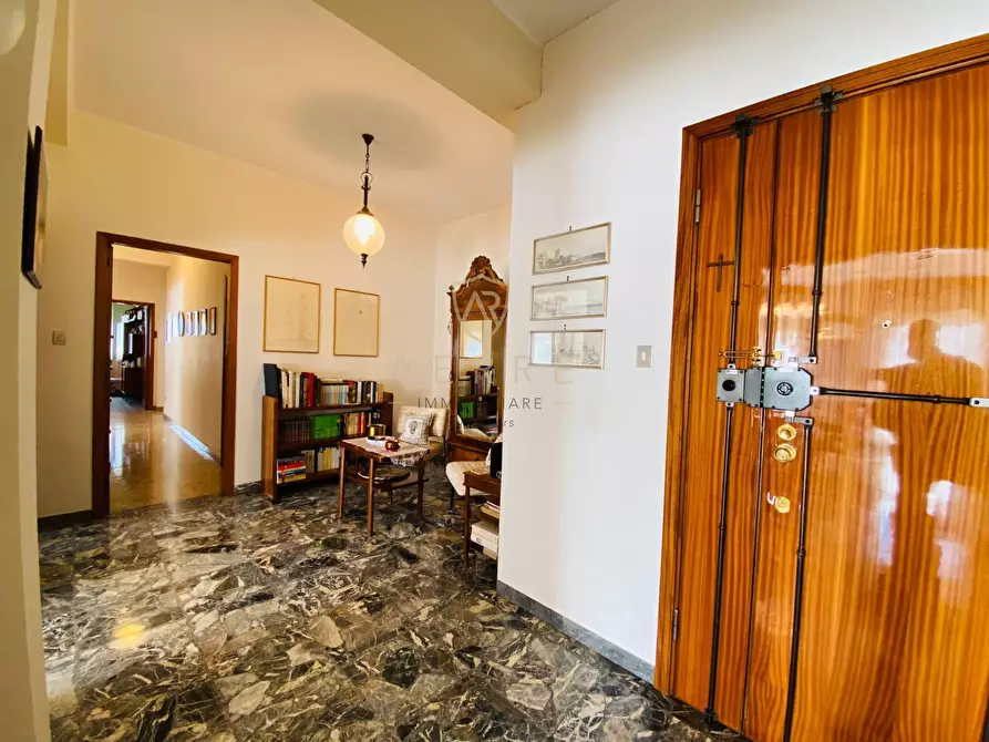 Immagine 43 di Appartamento in vendita  in Viale Kennedy 78 a Pescara