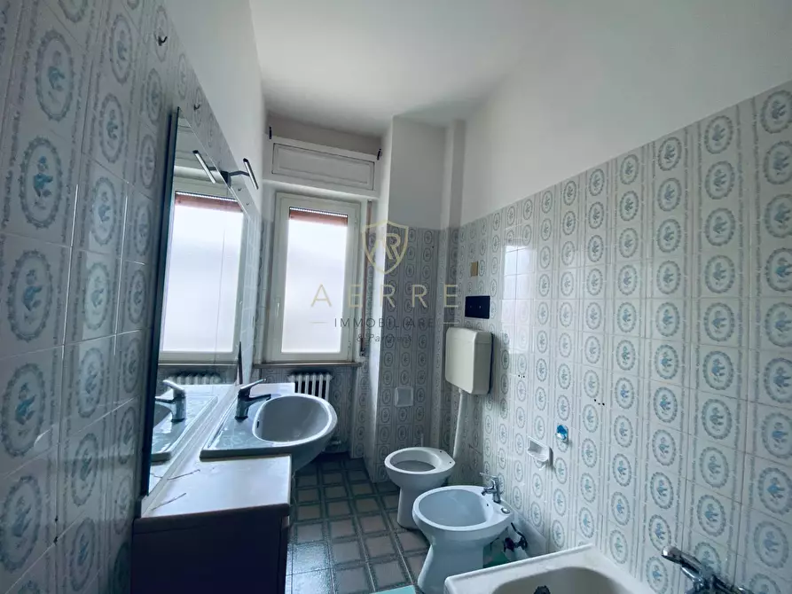 Immagine 16 di Appartamento in vendita  in via sacco 84 a Pescara