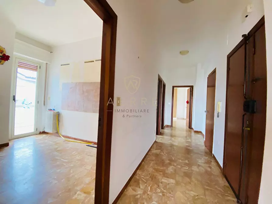 Immagine 7 di Appartamento in vendita  in via sacco 84 a Pescara