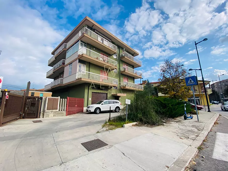 Immagine 5 di Appartamento in vendita  in via sacco 84 a Pescara