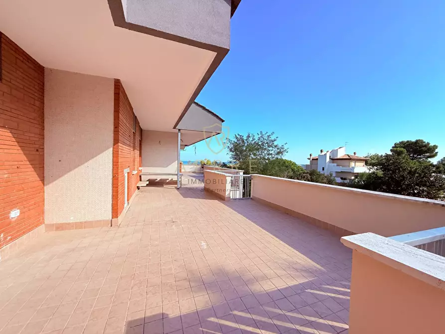 Immagine 19 di Attico in vendita  in Via Solferino 131 a Pescara