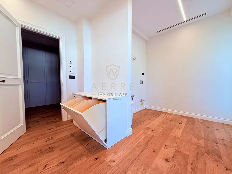 Immagine 55 di Attico in vendita  in Via Solferino 131 a Pescara