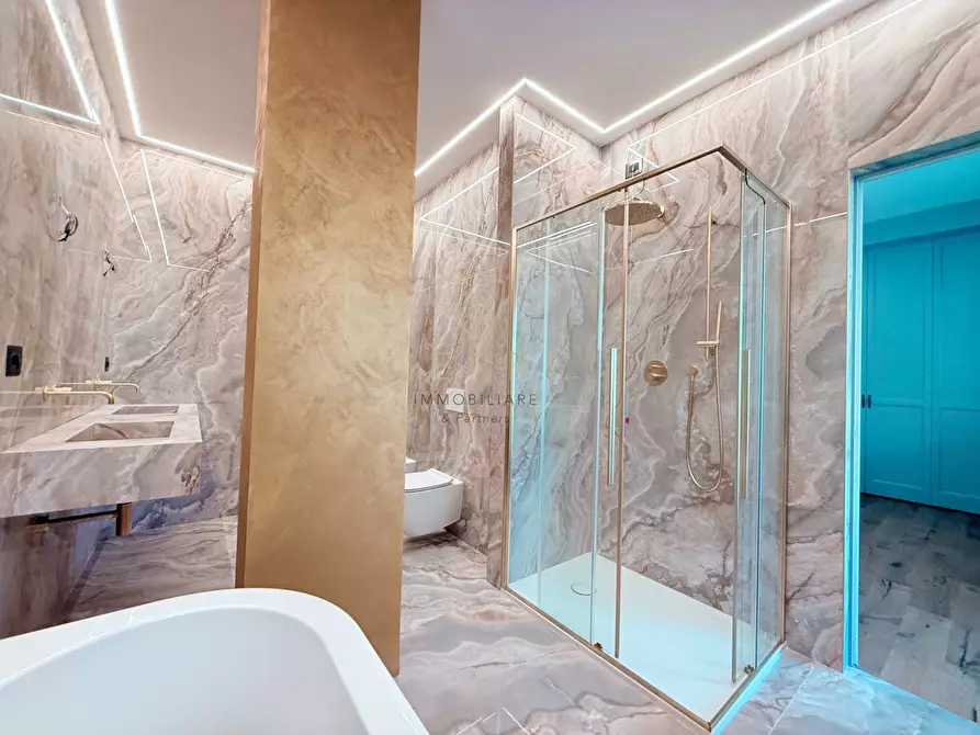 Immagine 39 di Attico in vendita  in Via Solferino 131 a Pescara