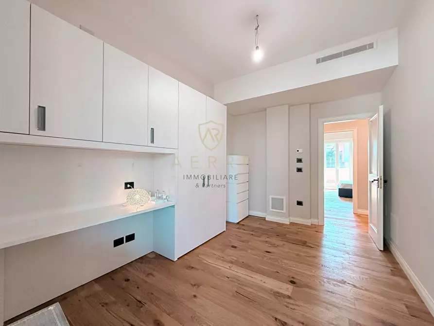 Immagine 47 di Attico in vendita  in Via Solferino 131 a Pescara