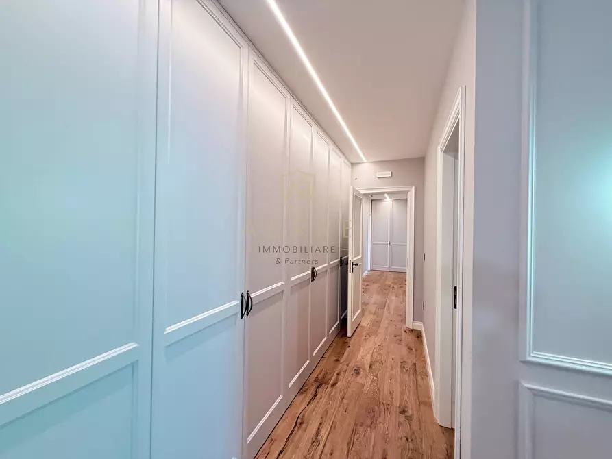 Immagine 36 di Attico in vendita  in Via Solferino 131 a Pescara