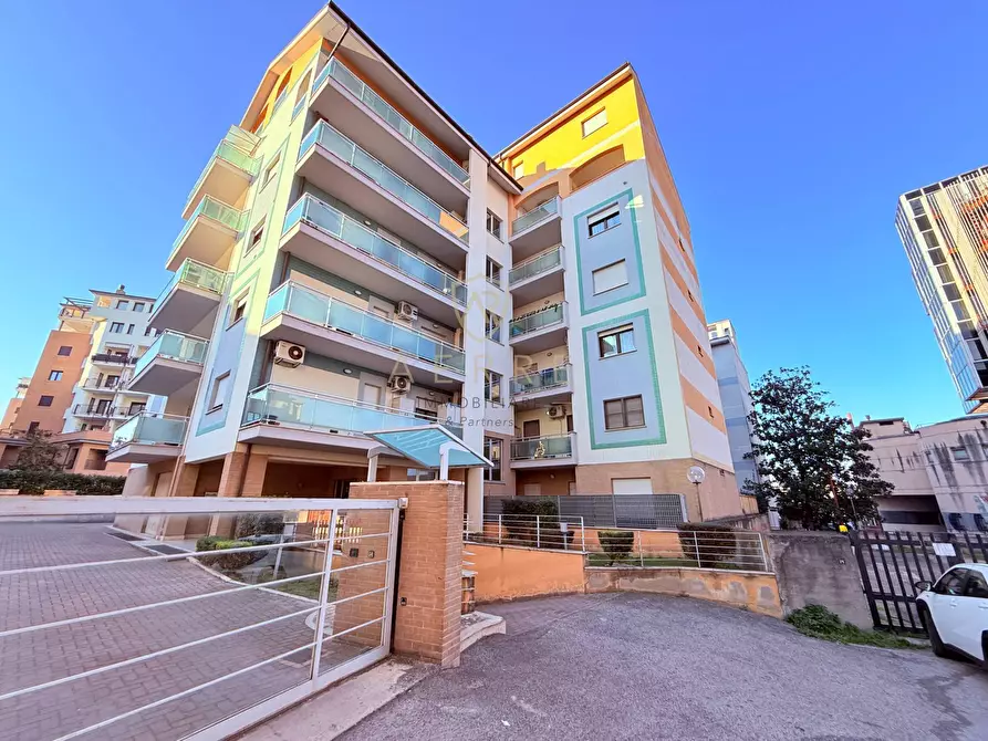 Immagine 2 di Appartamento in vendita  in via De Virgiliis 111 bis a Chieti