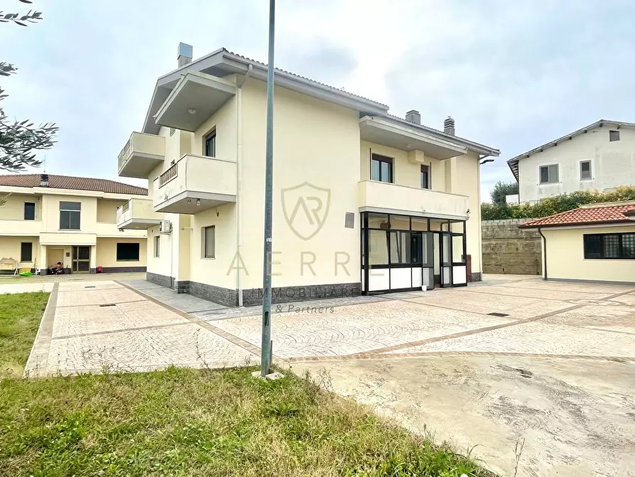 Immagine 46 di Casa indipendente in vendita  in via Ugo Foscolo 31 a Brittoli