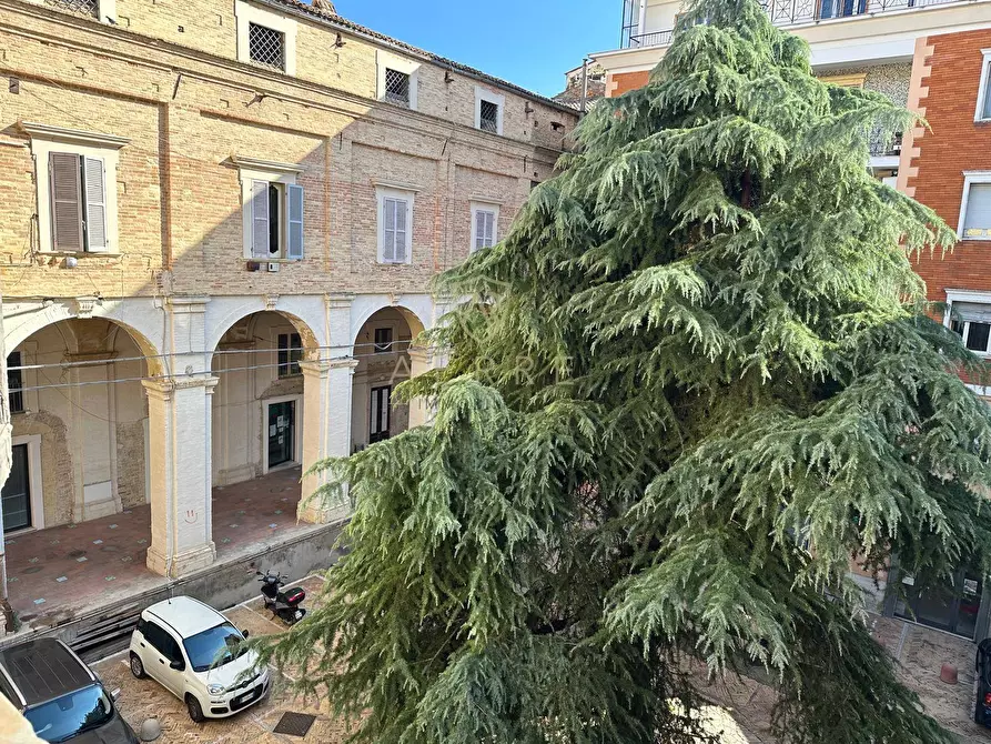 Immagine 11 di Ufficio in affitto  in Via Cesare De Lollis 10 a Chieti