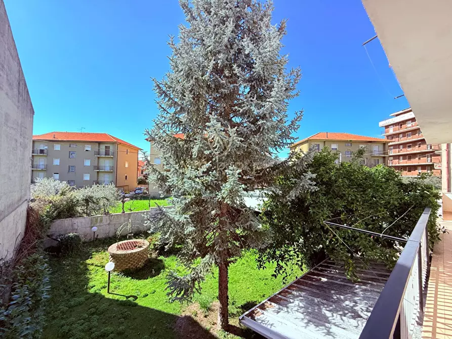 Immagine 45 di Casa indipendente in vendita  in Via Dante Alighieri 94 a Cepagatti