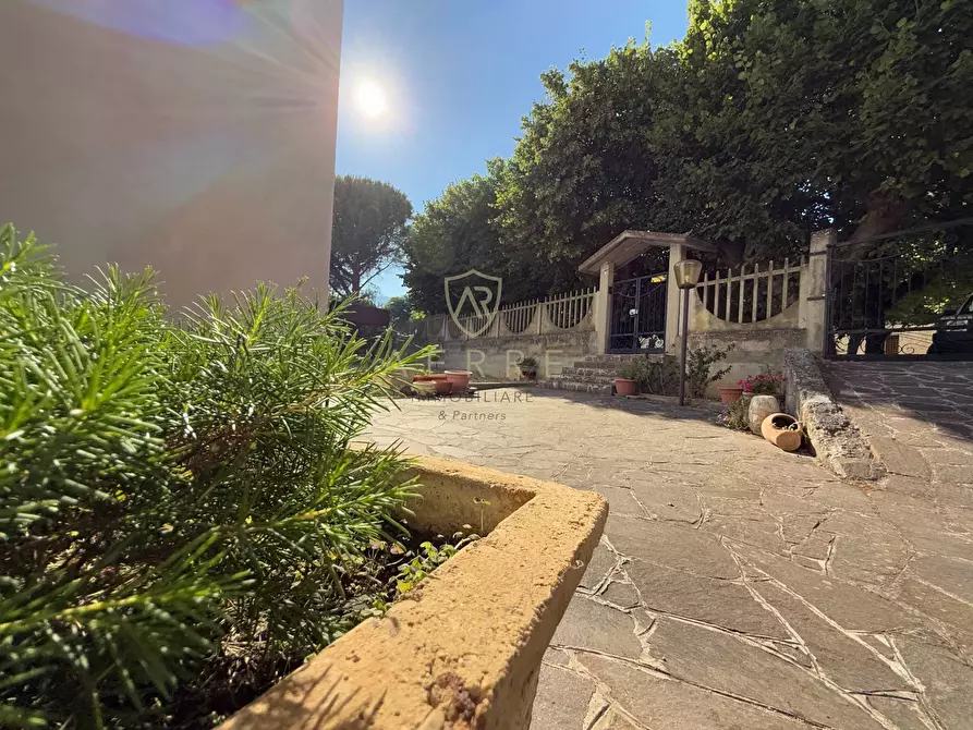 Immagine 13 di Villa in vendita  in Via Roma 3/A a Brittoli