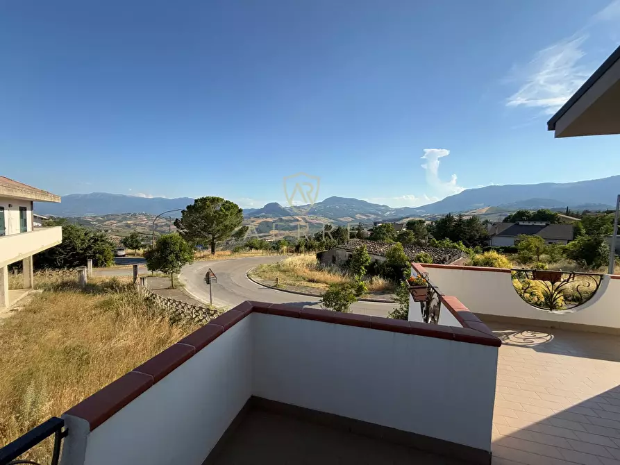 Immagine 29 di Villa in vendita  in Via Roma 3/A a Brittoli