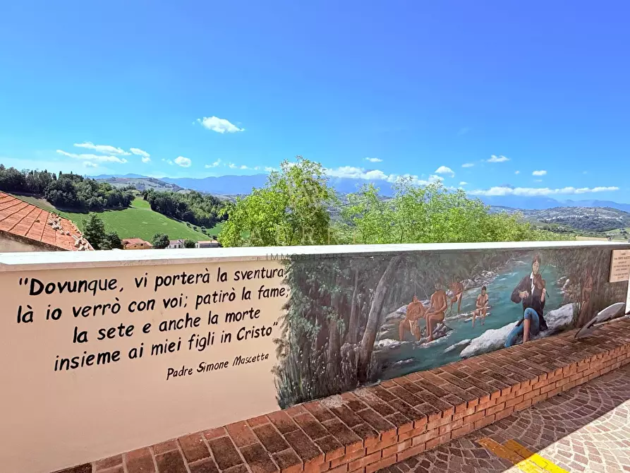 Immagine 45 di Casa semindipendente in vendita  in Via Duca Degli Abruzzi snc a Castilenti