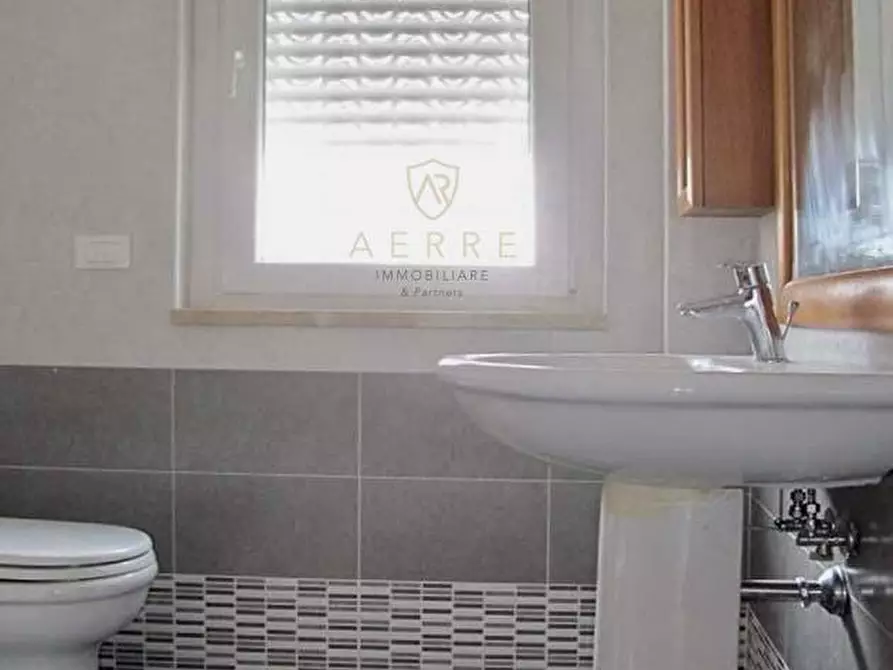 Immagine 17 di Appartamento in vendita  in Via della Fonte 11/a a L'aquila