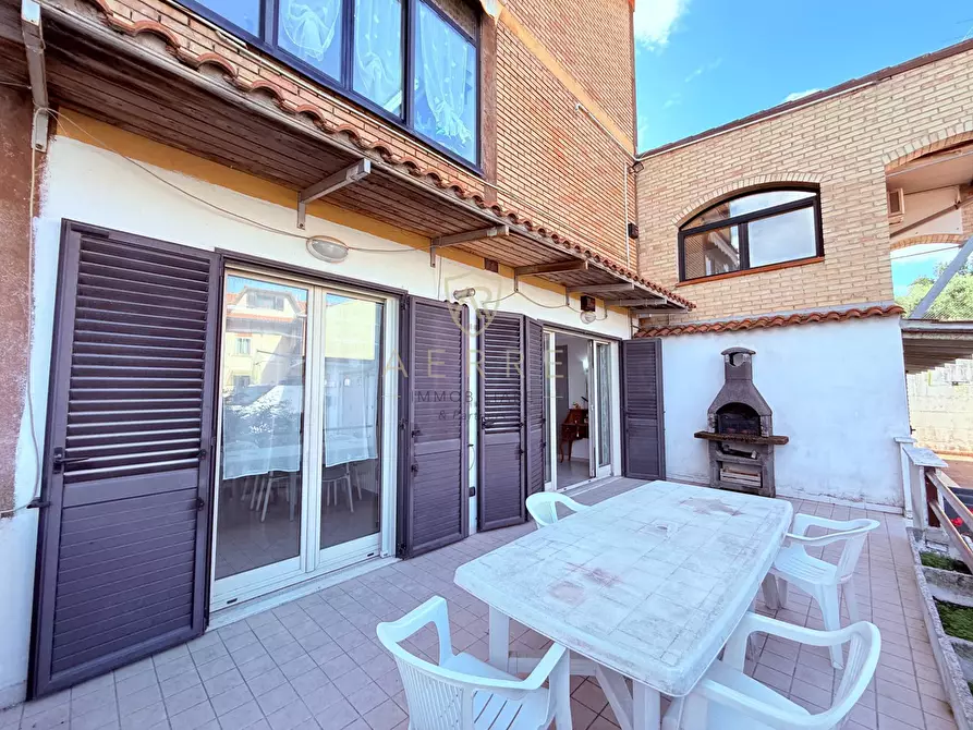 Immagine 3 di Villa in vendita  in Strada Licini 61 a Chieti