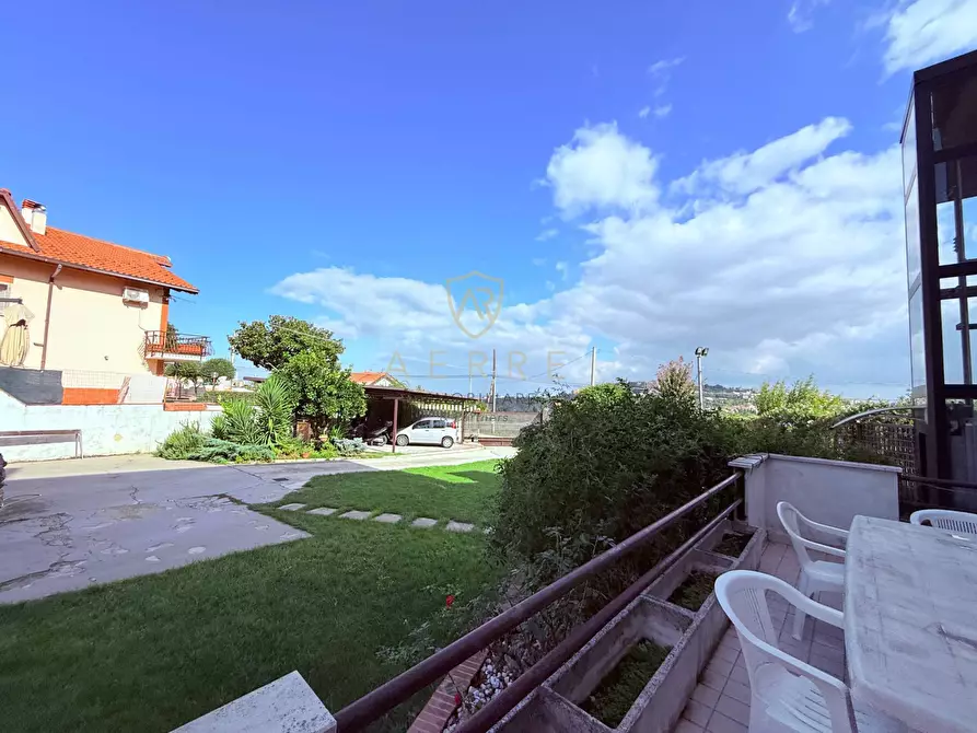 Immagine 6 di Villa in vendita  in Strada Licini 61 a Chieti