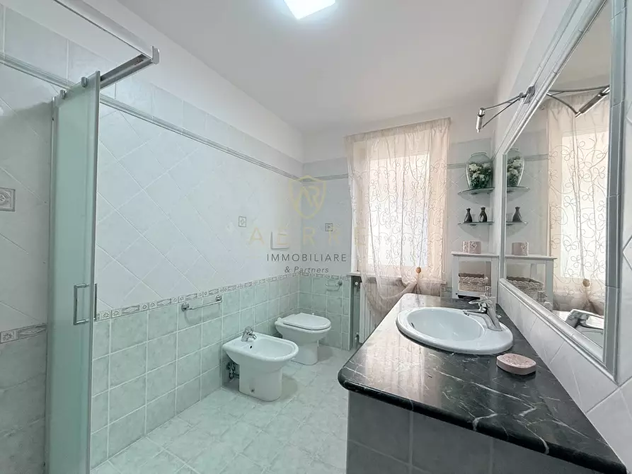 Immagine 35 di Villa in vendita  in Strada Licini 61 a Chieti