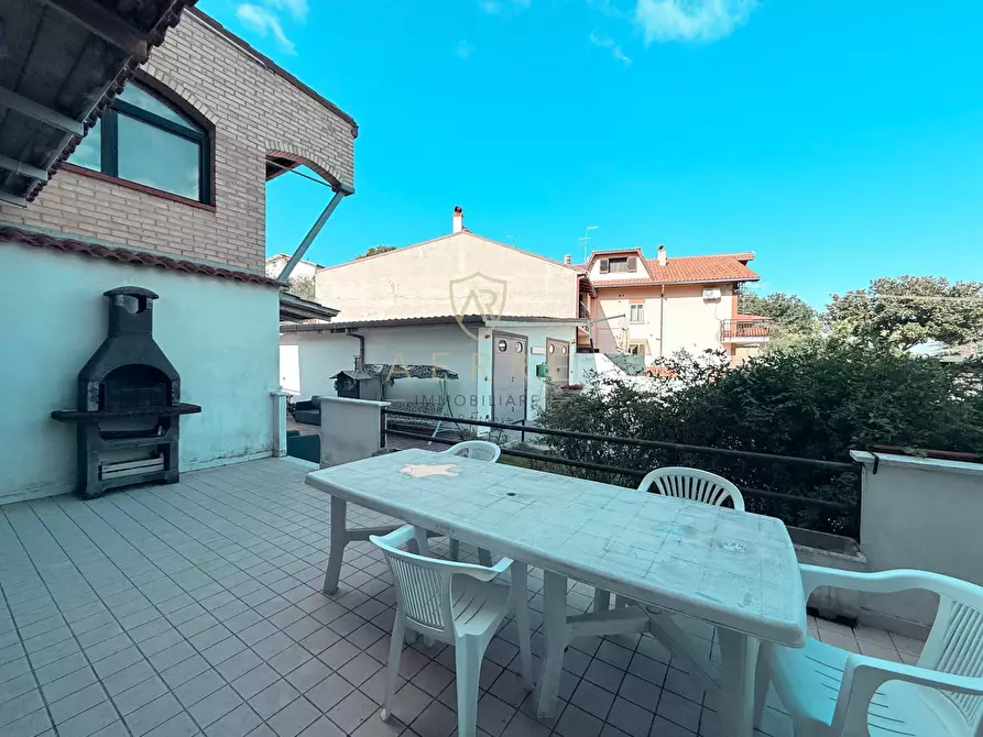 Immagine 40 di Villa in vendita  in Strada Licini 61 a Chieti