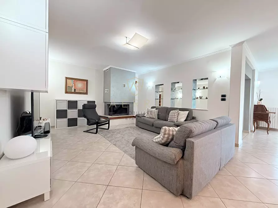 Immagine 10 di Villa in vendita  in Strada Licini 61 a Chieti