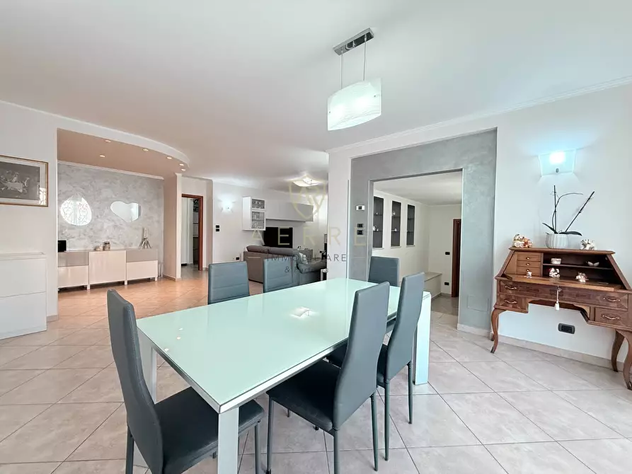 Immagine 15 di Villa in vendita  in Strada Licini 61 a Chieti