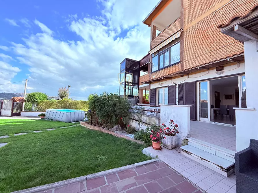 Immagine 42 di Villa in vendita  in Strada Licini 61 a Chieti