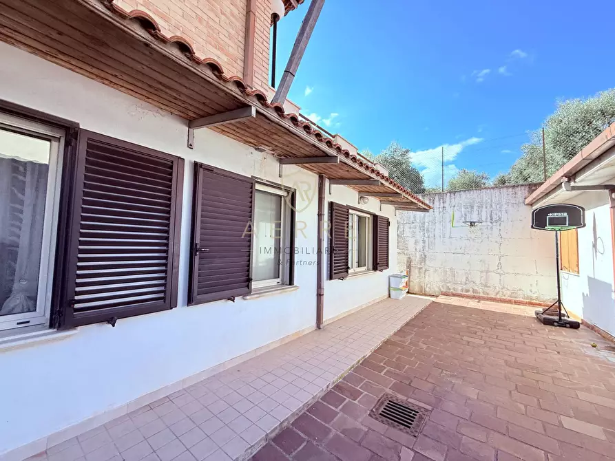 Immagine 46 di Villa in vendita  in Strada Licini 61 a Chieti