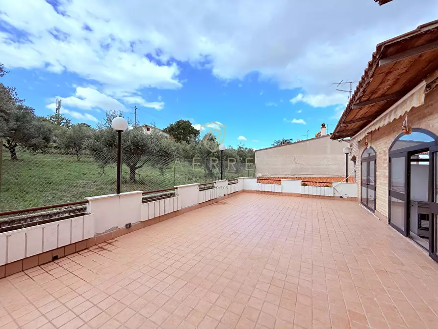 Immagine 21 di Villa in vendita  in strada Licini 61 a Chieti