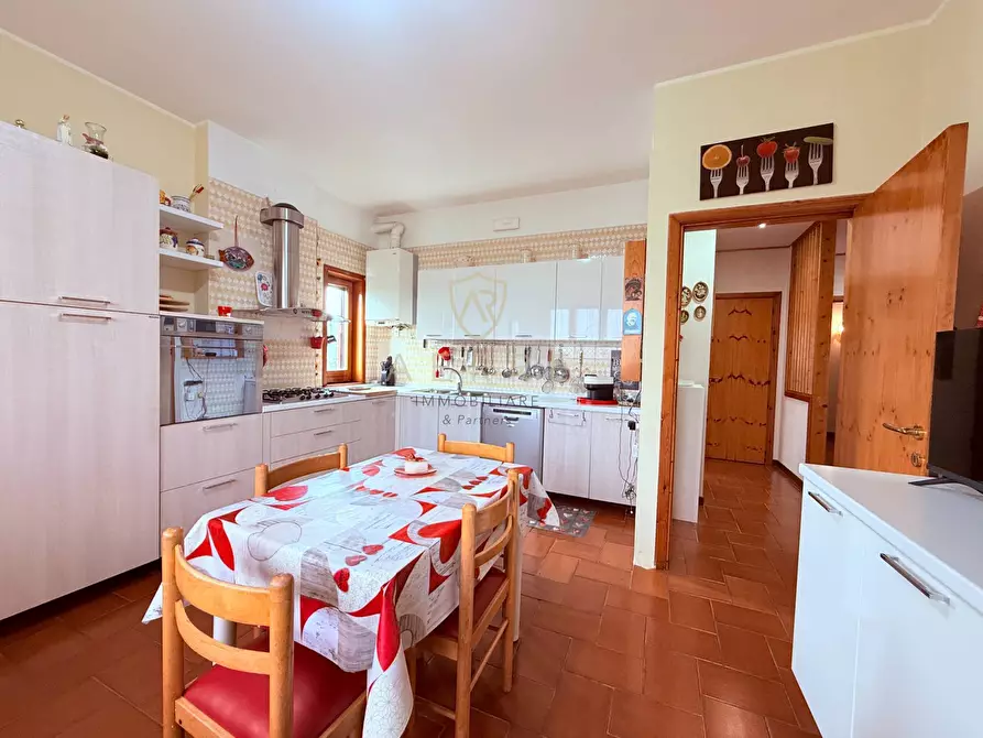 Immagine 6 di Villa in vendita  in strada Licini 61 a Chieti