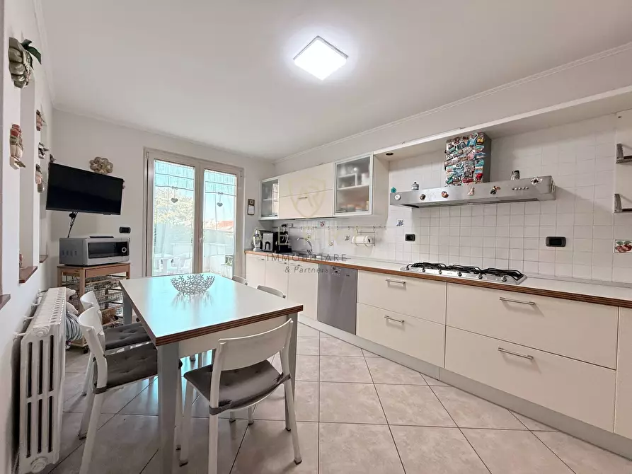 Immagine 12 di Casa indipendente in vendita  in Strada Licini 61 a Chieti