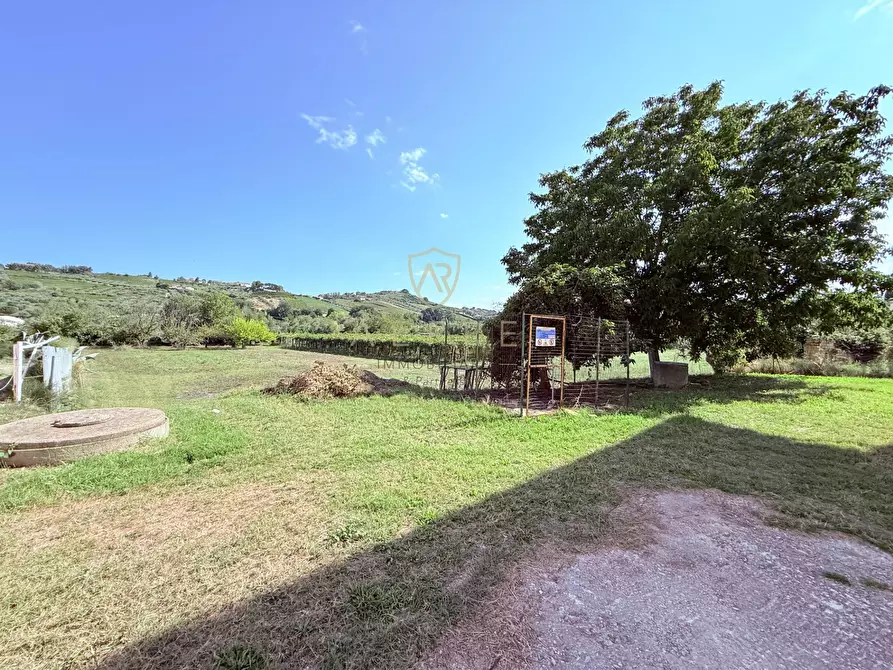 Immagine 10 di Casa indipendente in vendita  in Contrada Val di Foro 61 a Ari