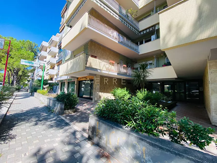 Immagine 6 di Appartamento in vendita  in Viale Kennedy 78 a Pescara