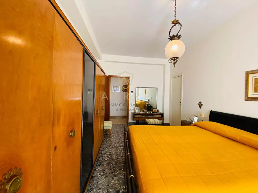 Immagine 27 di Appartamento in vendita  in Viale Kennedy 78 a Pescara