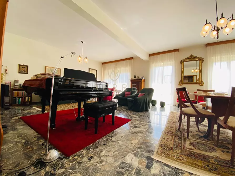 Immagine 25 di Appartamento in vendita  in Viale Kennedy 78 a Pescara