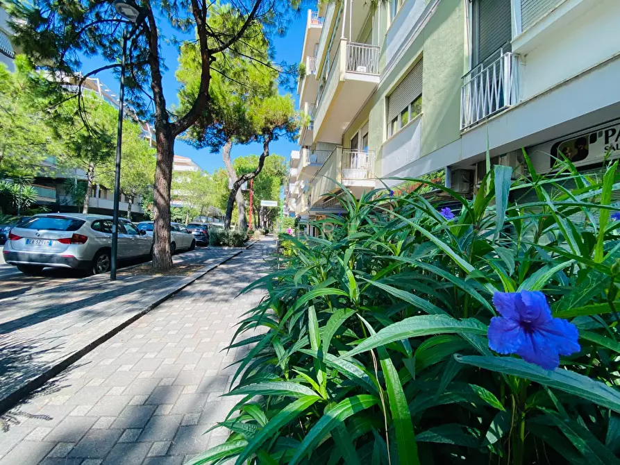 Immagine 35 di Appartamento in vendita  in Viale Kennedy 78 a Pescara