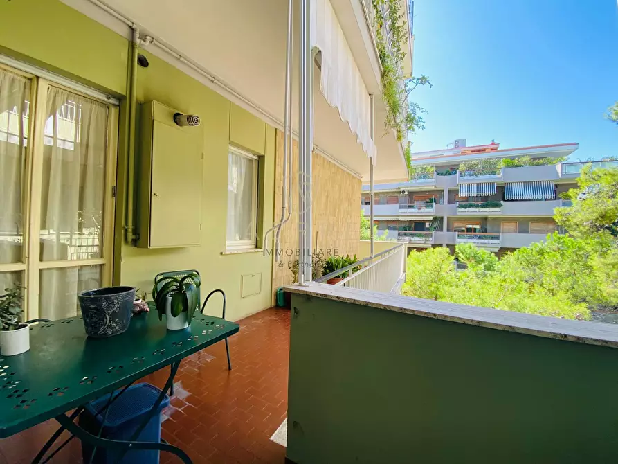 Immagine 18 di Appartamento in vendita  in Viale Kennedy 78 a Pescara