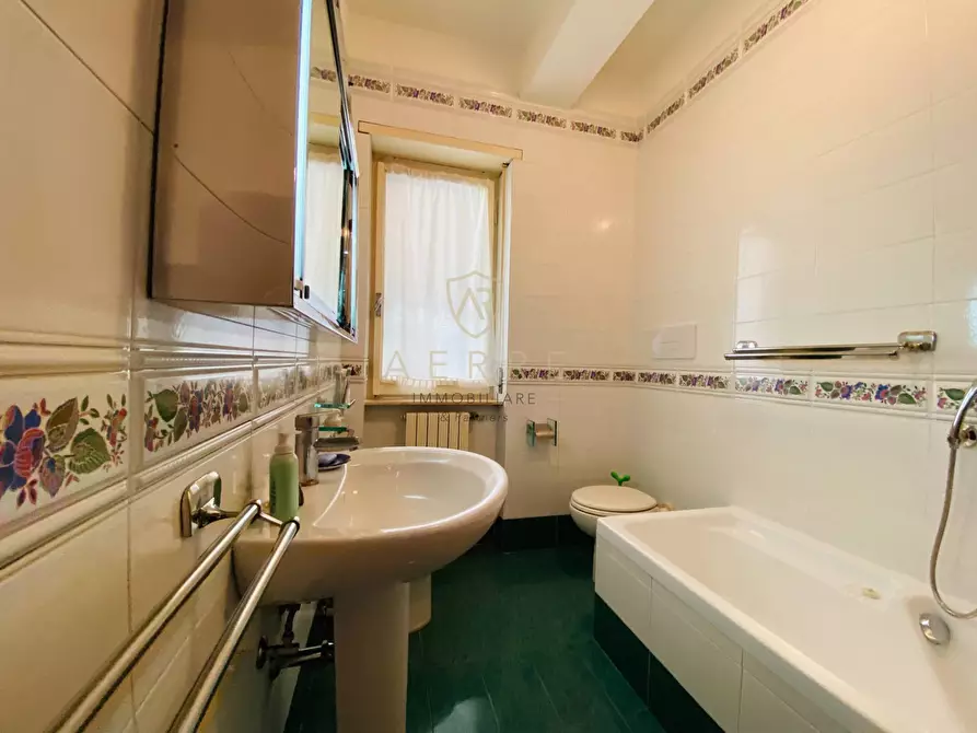 Immagine 29 di Appartamento in vendita  in Viale Kennedy 78 a Pescara