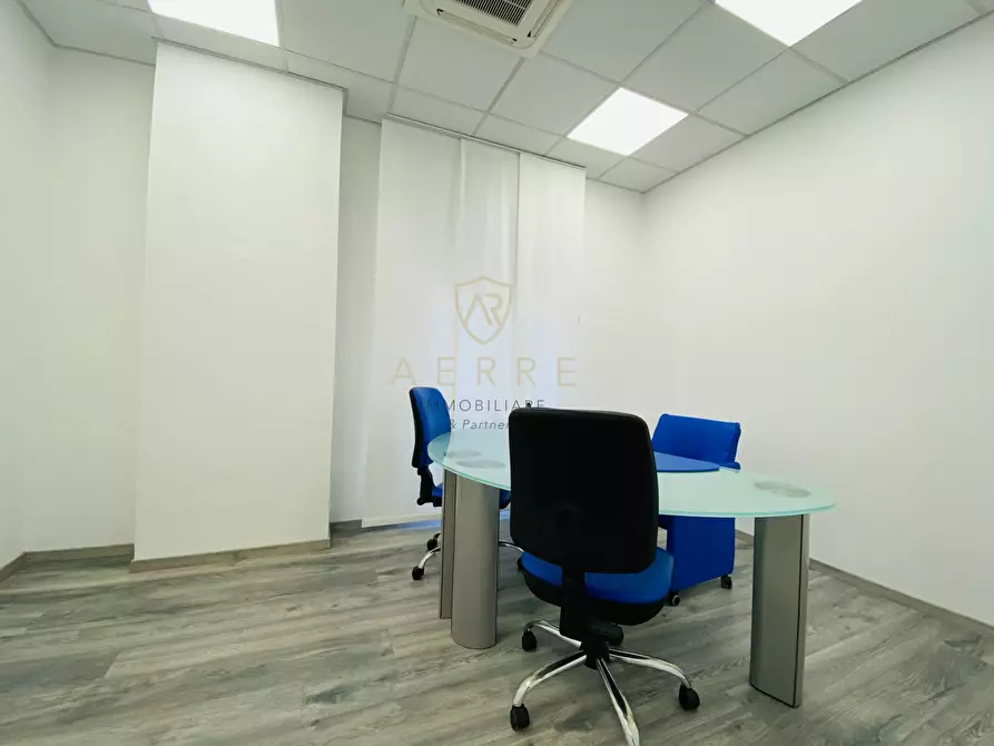 Immagine 14 di Ufficio in affitto  in Via Chieti 20 a Pescara