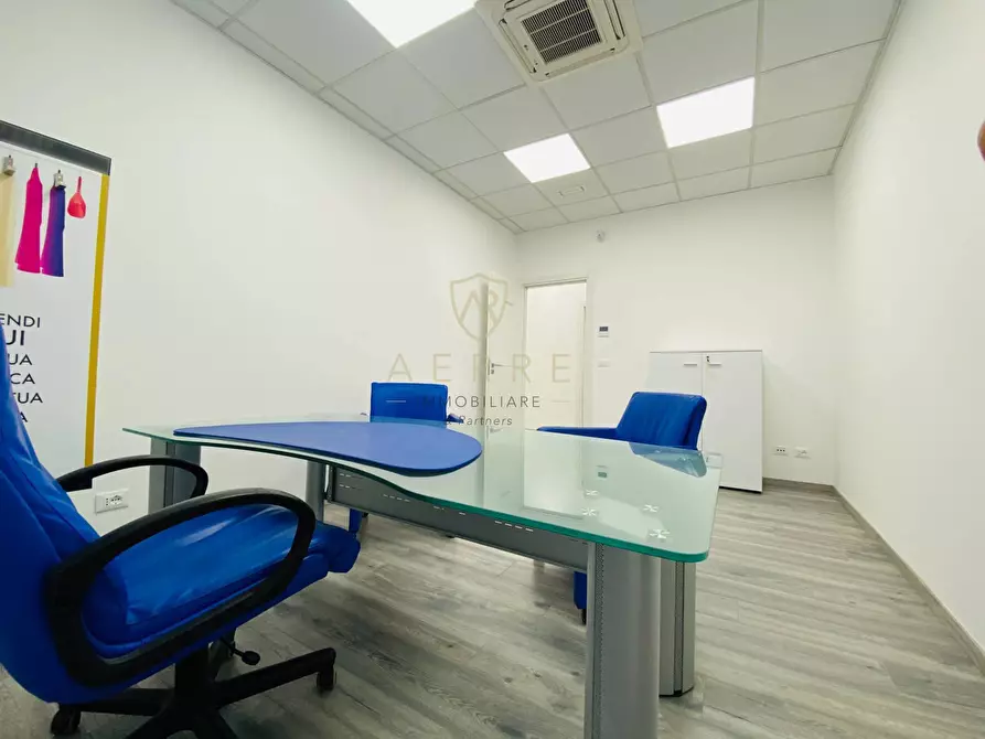 Immagine 11 di Ufficio in affitto  in Via Chieti 20 a Pescara