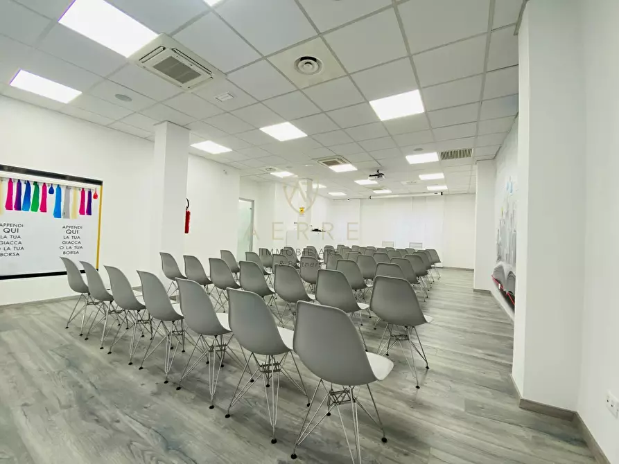 Immagine 1 di Ufficio in affitto  in Via Chieti 20 a Pescara