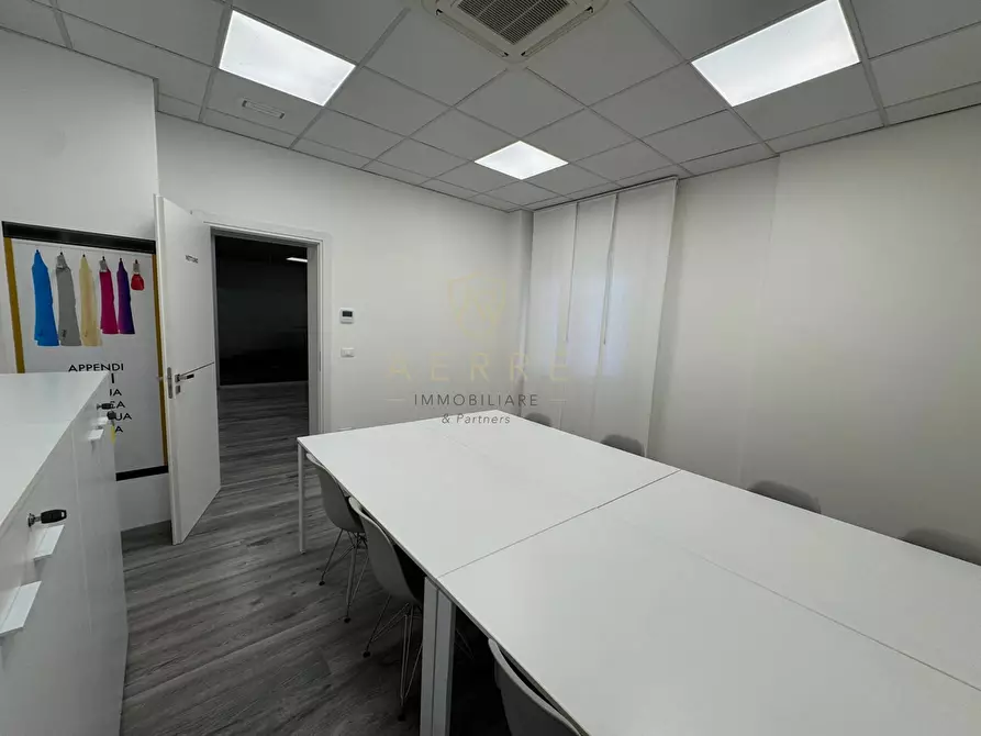 Immagine 3 di Ufficio in affitto  in Via Chieti 20 a Pescara