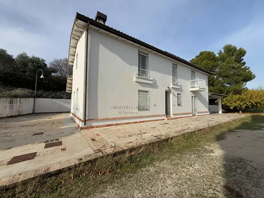 Immagine 2 di Casa indipendente in vendita  in C.da Casale 1 a Brittoli