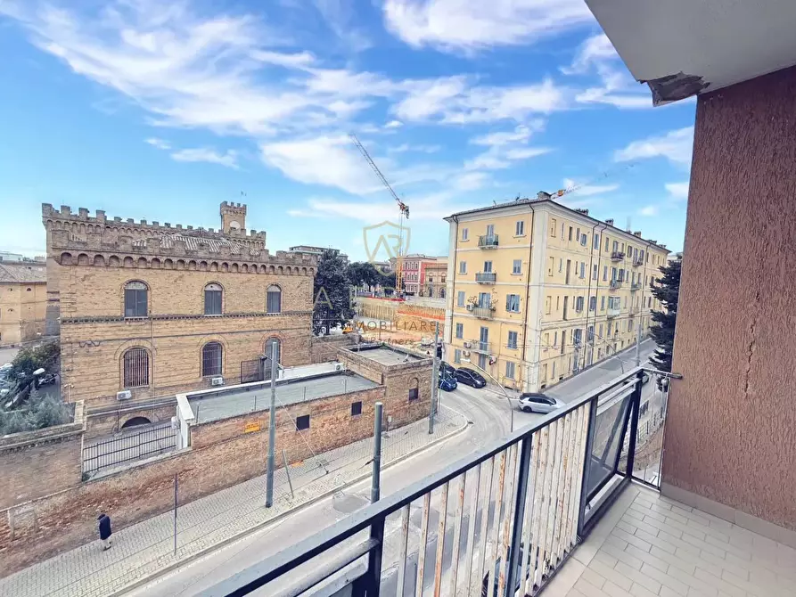 Immagine 11 di Appartamento in vendita  in Via Salomone 83 a Chieti