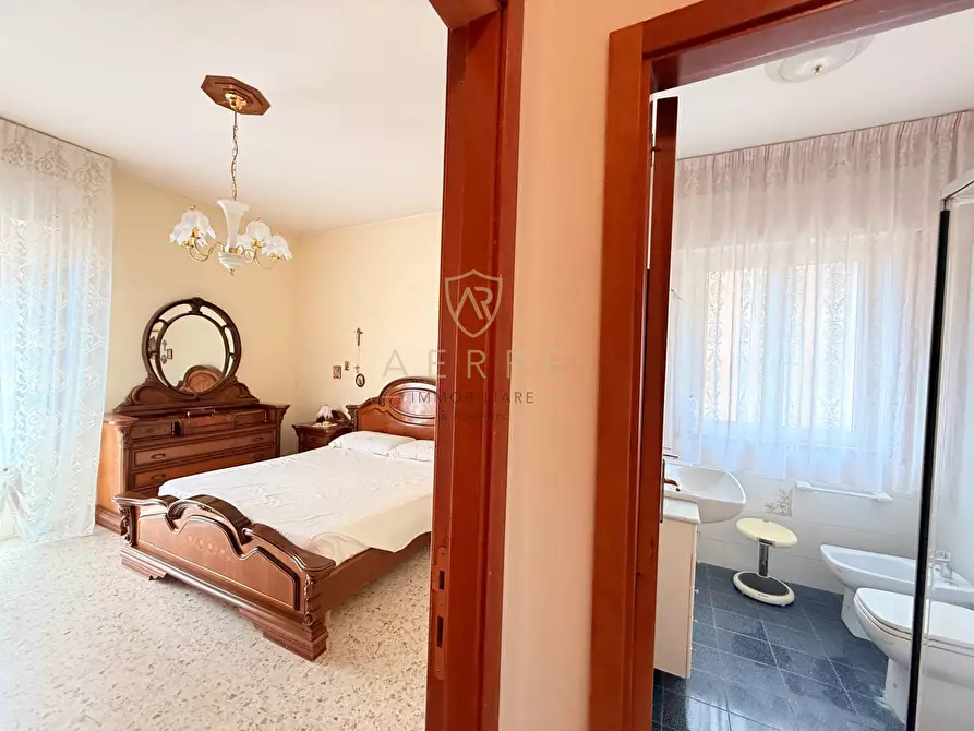 Immagine 25 di Appartamento in vendita  in Via Milano 1 a Chieti