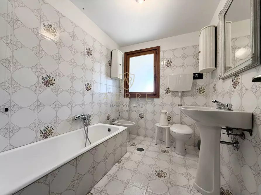 Immagine 9 di Attico in vendita  in Viale Monte Sirente 17 a Francavilla Al Mare