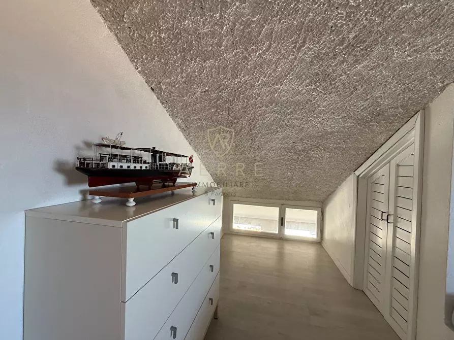 Immagine 35 di Attico in vendita  in Viale Monte Sirente 17 a Francavilla Al Mare